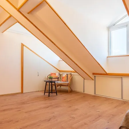 2-bedroom With Sea View Lejlighed *